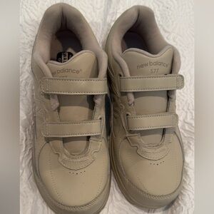 Men’s new balance walking dsl sneaker size 8